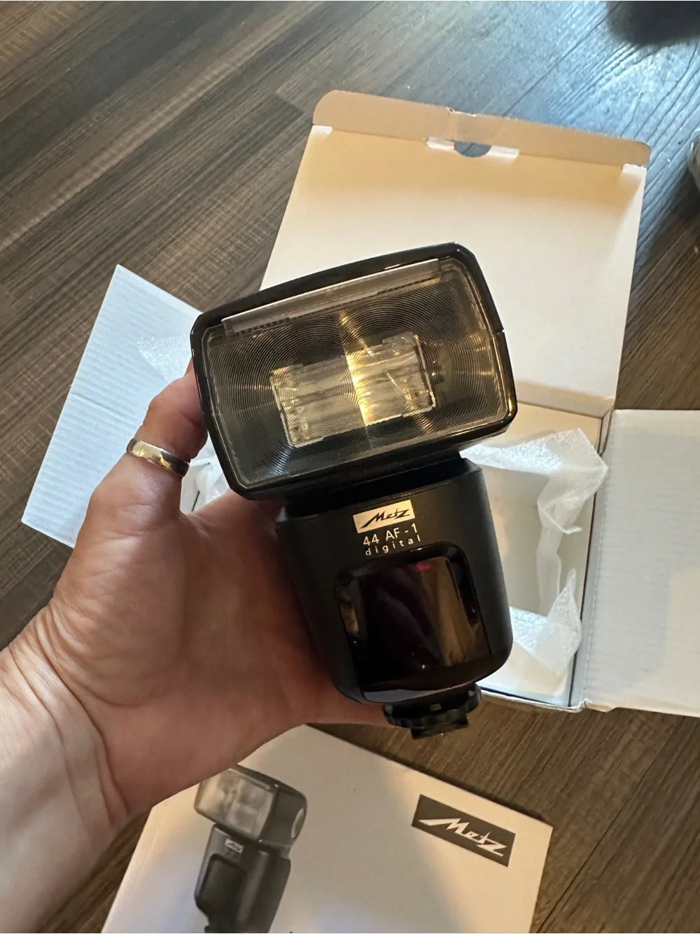 Metz Mecablitz 44 AF-1 Digital Flash for Nikon – Original Box & Manual